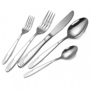 Луксозен комплект прибори за хранене