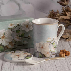 Чаша с капаче и лъжичка от MaxShop Чаша с капаче и лъжичка на ниска цена от Max-Shop