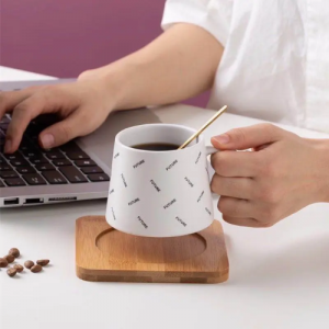 Луксозна чаша за кафе