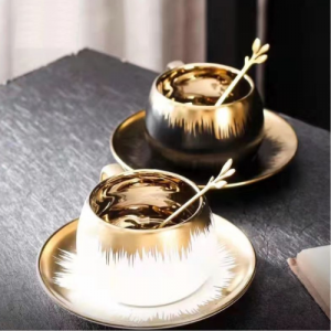 Чаша с чинийка Fade White & Black