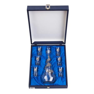 Сет бутилка + 6 чаши Лоза