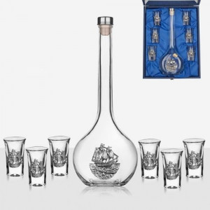 Сервиз бутилка + 6 чаши за ракия Freitas & Dores