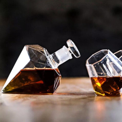 Комплект Гарафа с Две Чаши – Диаманти Deluxe на ниска цена от MaxShop