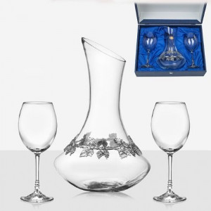 Чаши червено вино 2 бр. с Декантер