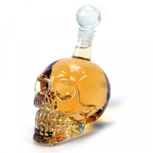Бутилка череп