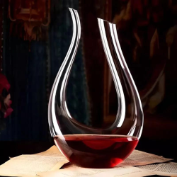 Гарафа за вино на ниска цена от MaxShop