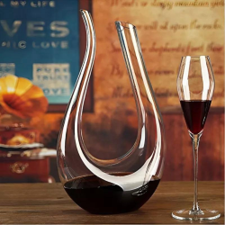 Гарафа за вино на ниска цена от MaxShop