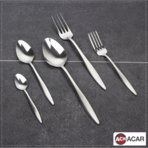 Луксозен комплект прибори за хранене 30 части