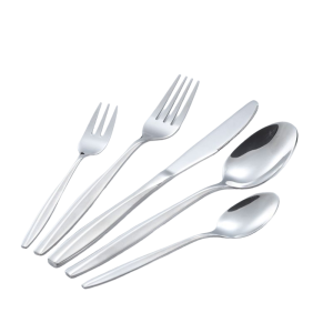 Луксозен комплект прибори за хранене