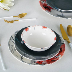 Сервиз за хранене 24 части.