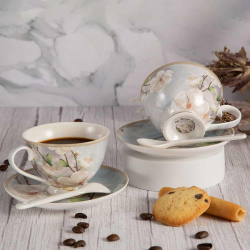 Комплект 2 чаши с чинийки в подаръчна кутия Магнолии на ниска цена от Max-Shop