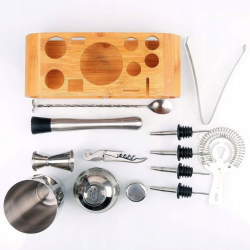 Бармански комплект с поставка на ниска цена от MaxShop