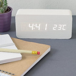 Дигитален правоъгълен часовник на ниска цена от MaxShop