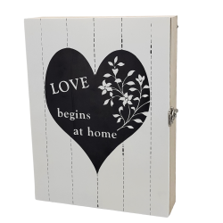 Кутия за ключове Love begins at home на ниска цена от MaxShop