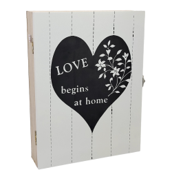 Кутия за ключове Love begins at home на ниска цена от MaxShop
