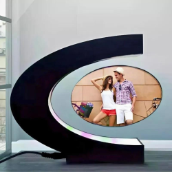 Левитираща рамка за снимки на ниска цена от MaxShop