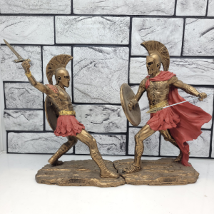 Арт пластика на Ахил