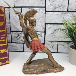 Арт пластика на Хектор с меч на ниска цена от Max-Shop