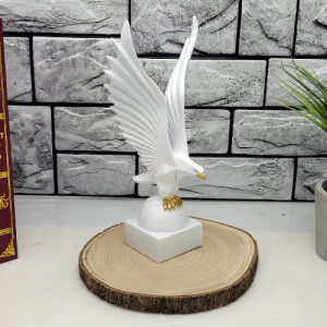 Декоративна статуетка орел с разперени крила Декоративна статуетка орел с разперени крила