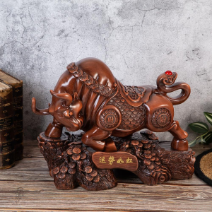 Декоративна фигура на Бик Декоративна фигура на Бик