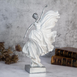 Арт фигура на танцьорка на ниска цена от Max-Shop