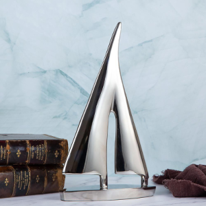 Арт пластика Лодка с платна