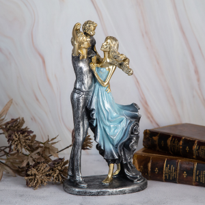 Статуетка - Семейство