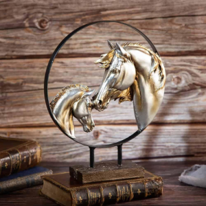 Пластика ''Кон'' Пластика ''Кон''