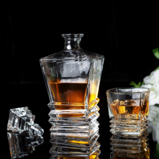 Комплект гарафа с чаши Vilon