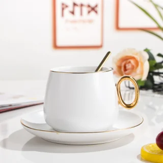 Чаша, чинийка, лъжичка Charming White 220 мл на ниска цена от Max-Shop