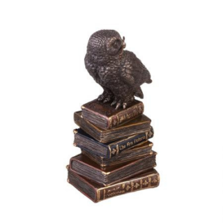 Статуетка Бухал върху купчина книги - Veronese