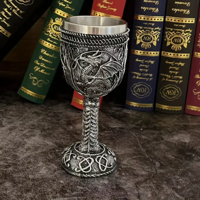 Чаша за вино Game of Thrones на ниска цена от Max-Shop