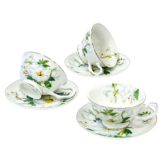 Комплект от 12 части за чай, изработен от бял порцелан и украсен с елегантни бели цветя